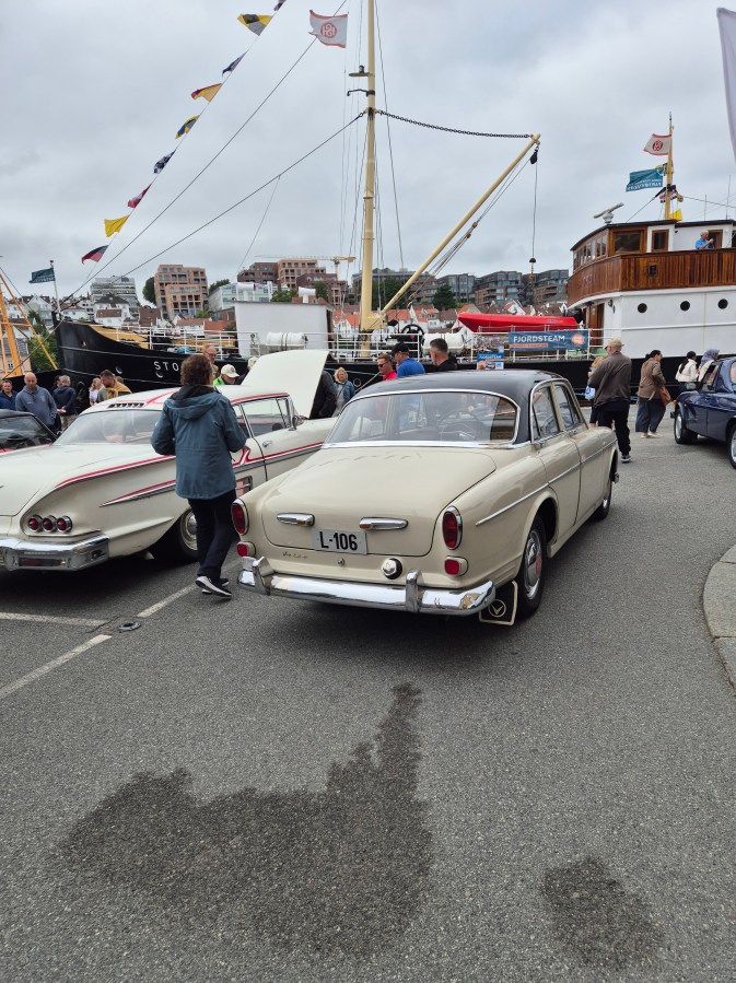 A family day in&nbsp;town